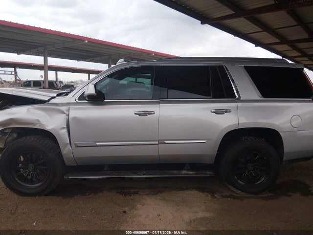 Продаж на аукціоні авто 2020 Cadillac Escalade 4wd Platinum, vin: 1GYS4DKJ8LR248825, номер лоту: 45656667