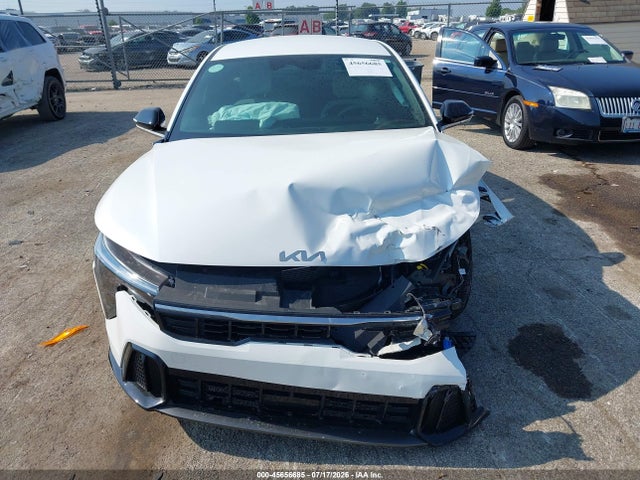 2026 Kia K4 Gt-line მანქანა იყიდება აუქციონზე, vin: 3KPFW4DEXTE271729, აუქციონის ნომერი: 45656685