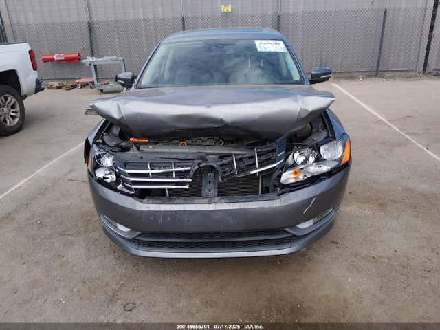 Продажа на аукционе авто 2013 Volkswagen Passat 2.5l Sel Premium, vin: 1VWCP7A34DC053649, номер лота: 45656701