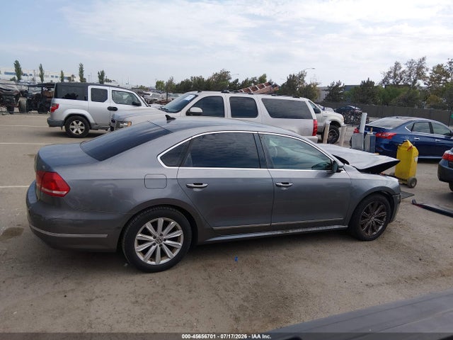 Продажа на аукционе авто 2013 Volkswagen Passat 2.5l Sel Premium, vin: 1VWCP7A34DC053649, номер лота: 45656701