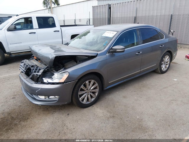 Продажа на аукционе авто 2013 Volkswagen Passat 2.5l Sel Premium, vin: 1VWCP7A34DC053649, номер лота: 45656701