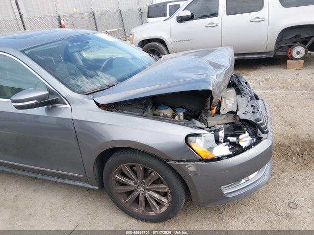 Продажа на аукционе авто 2013 Volkswagen Passat 2.5l Sel Premium, vin: 1VWCP7A34DC053649, номер лота: 45656701
