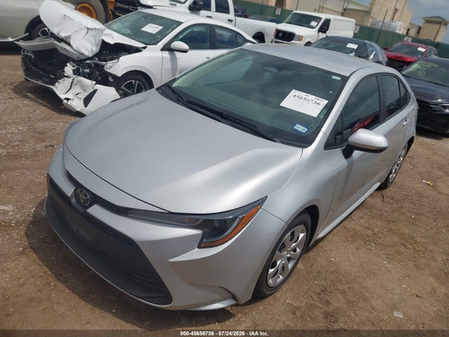Toyota COROLLA LE 2026 5YFB4MDE2TP451452 Image 2