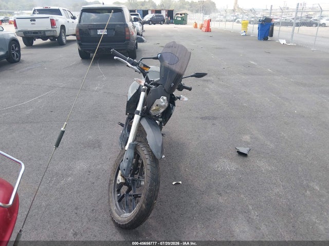 45656777 :رقم المزاد ، 538SD9Z38GCG05854 vin ، 2016 Zero Motorcycles Inc Dsr 13.0/15.8 مزاد بيع