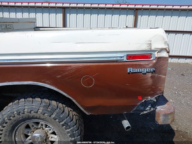 45656796 :رقم المزاد ، F26YCW04367 vin ، 1975 Ford F-250 مزاد بيع