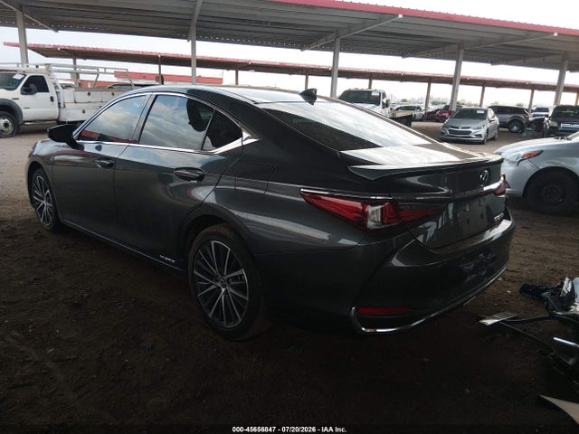 45656847 :رقم المزاد ، 58ADA1C11NU025518 vin ، 2022 Lexus Es 300h مزاد بيع