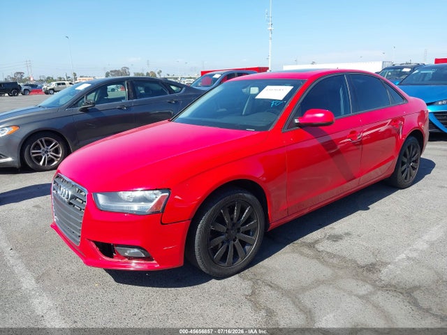 Audi A4 2.0t Premium 2014 WAUAFAFLXEN008365 Image 2