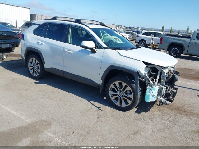45656871 :رقم المزاد ، JTMA1RFV3PJ040747 vin ، 2023 Toyota Rav4 Xle Premium مزاد بيع