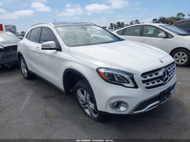 Mercedes-Benz Gla 250 4matic 2018 WDCTG4GB2JU000237 главное изображение