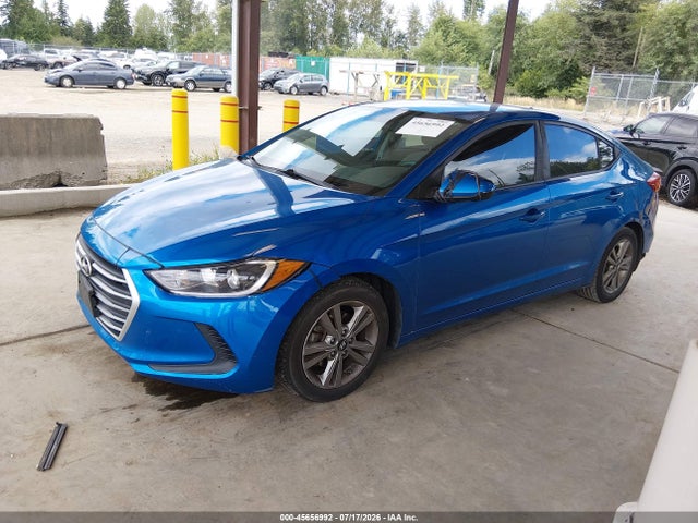 Hyundai ELANTRA SEL 2018 5NPD84LF0JH315502 Image 2