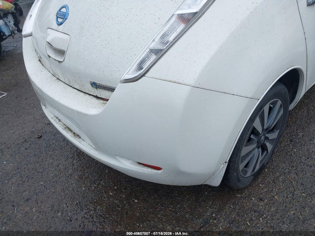 Nissan LEAF SV 2017 1N4BZ0CP4HC301474 Image 11