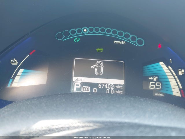Nissan LEAF SV 2017 1N4BZ0CP4HC301474 Image 12