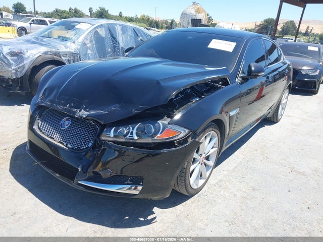 SAJWA0F74F8U55442 Jaguar Xf 3.0 Portfolio/3.0 Sport