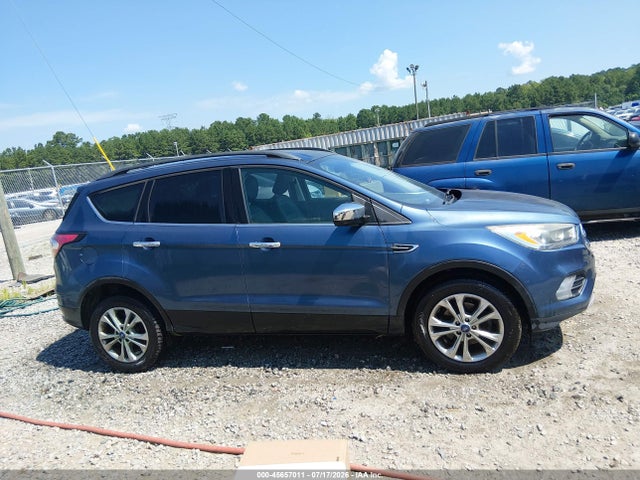 1FMCU0HD3JUA82997 Ford ESCAPE SEL