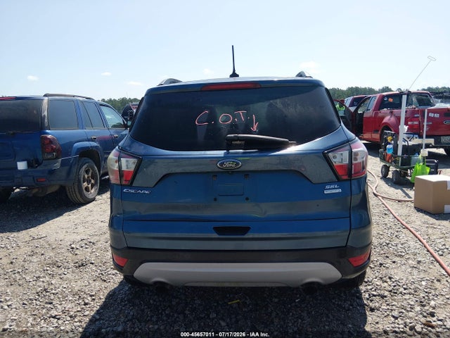1FMCU0HD3JUA82997 Ford ESCAPE SEL