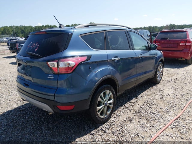 1FMCU0HD3JUA82997 Ford ESCAPE SEL