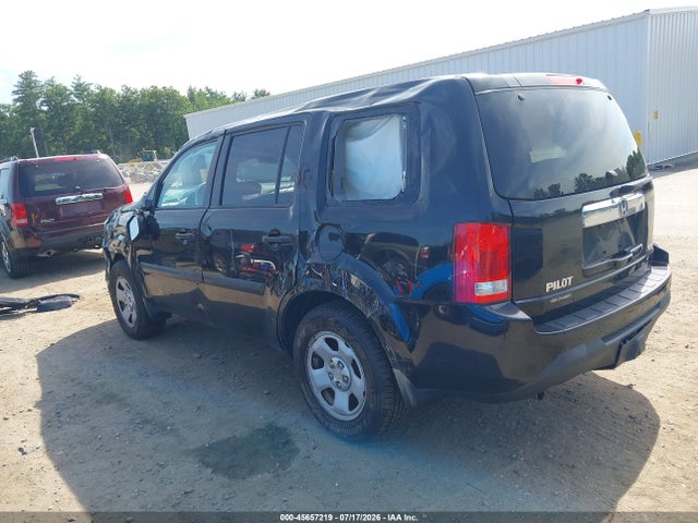 Honda PILOT LX 2015 5FNYF4H21FB070664 Image 3