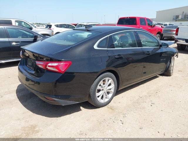 1G1ZD5ST9NF102393 Chevrolet Malibu Fwd Lt