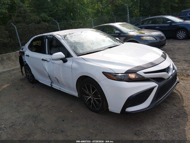 Продажа на аукционе авто 2024 Toyota Camry Se, vin: 4T1G11AK5RU890174, номер лота: 45657333