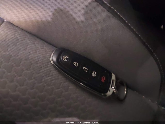 45657378 :رقم المزاد ، 1FMCU0GD2KUA93329 vin ، 2019 Ford Escape Se مزاد بيع