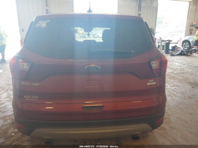 45657378 :رقم المزاد ، 1FMCU0GD2KUA93329 vin ، 2019 Ford Escape Se مزاد بيع