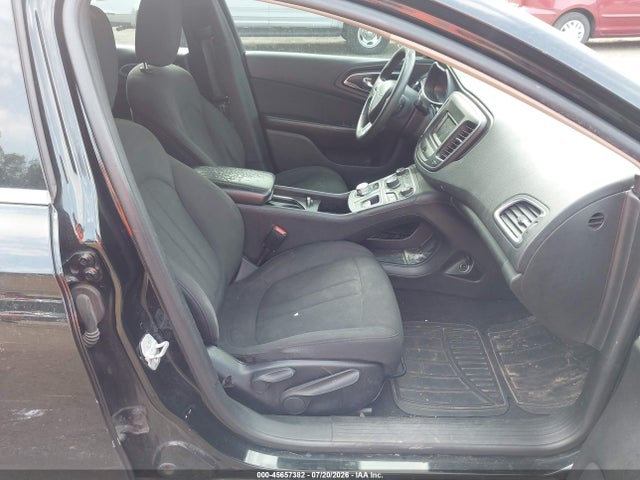 Продаж на аукціоні авто 2015 Chrysler 200 Lx, vin: 1C3CCCFB6FN610855, номер лоту: 45657382