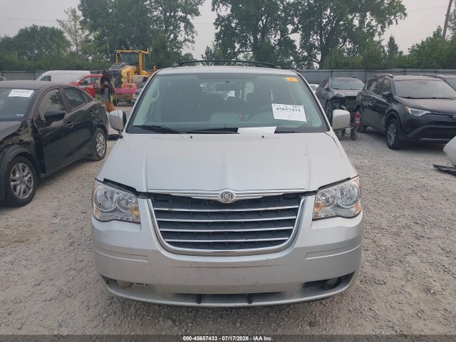 2010 Chrysler Town & Country Touring მანქანა იყიდება აუქციონზე, vin: 2A4RR5D17AR319667, აუქციონის ნომერი: 45657433
