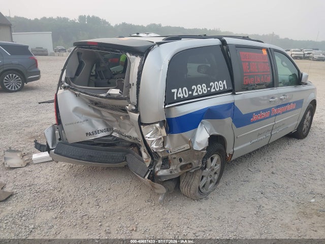 2010 Chrysler Town & Country Touring მანქანა იყიდება აუქციონზე, vin: 2A4RR5D17AR319667, აუქციონის ნომერი: 45657433
