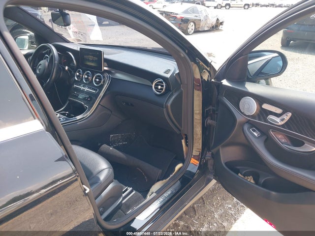 45657448 :رقم المزاد ، WDC0J4KB6JF391814 vin ، 2018 Mercedes-benz Glc 300 Coupe 4matic مزاد بيع