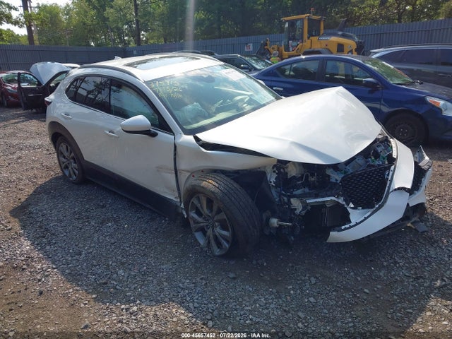 2022 Mazda Cx-30 Premium მანქანა იყიდება აუქციონზე, vin: 3MVDMBDL0NM401685, აუქციონის ნომერი: 45657452