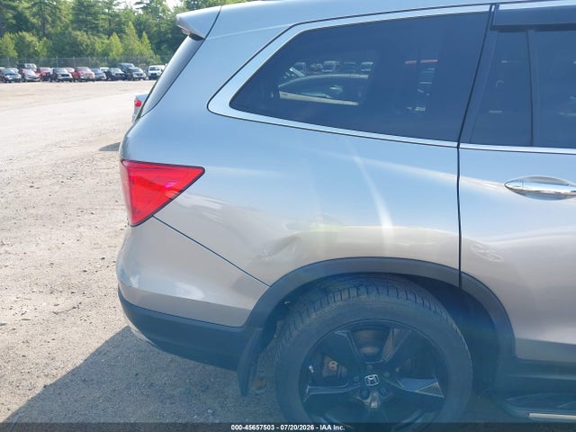 Honda Pilot Elite 2017 5FNYF6H09HB034556 Image 18