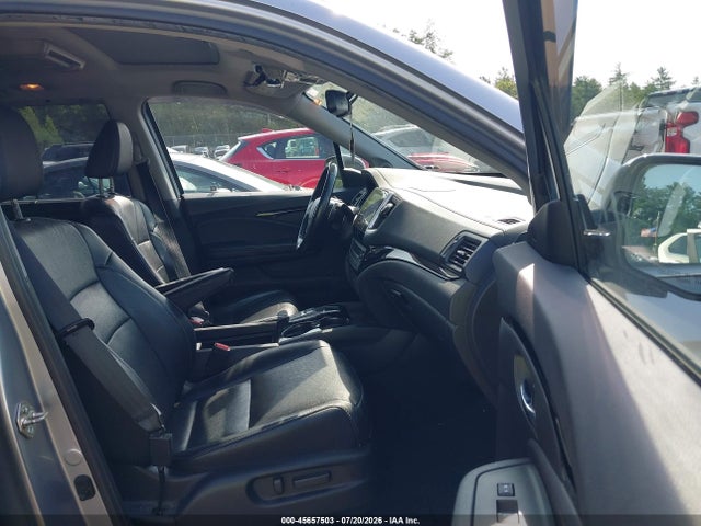 Honda Pilot Elite 2017 5FNYF6H09HB034556 Image 5