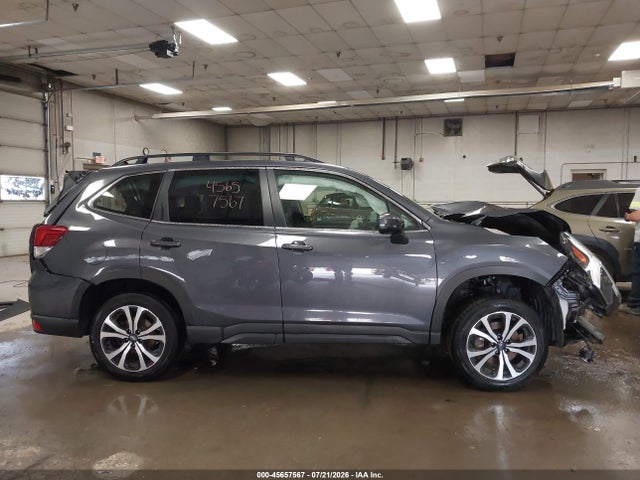 2022 Subaru Forester Limited მანქანა იყიდება აუქციონზე, vin: JF2SKAPC6NH477728, აუქციონის ნომერი: 45657567