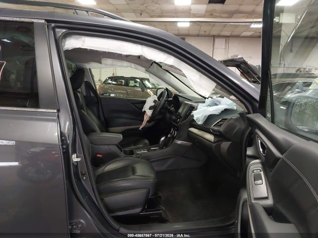 2022 Subaru Forester Limited მანქანა იყიდება აუქციონზე, vin: JF2SKAPC6NH477728, აუქციონის ნომერი: 45657567