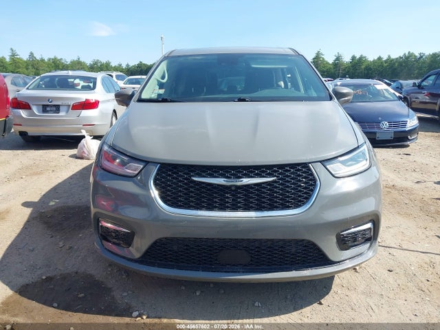 2022 Chrysler Pacifica Hybrid Touring L მანქანა იყიდება აუქციონზე, vin: 2C4RC1L70NR143735, აუქციონის ნომერი: 45657602