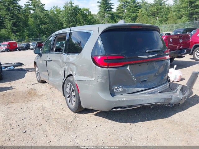 2022 Chrysler Pacifica Hybrid Touring L მანქანა იყიდება აუქციონზე, vin: 2C4RC1L70NR143735, აუქციონის ნომერი: 45657602
