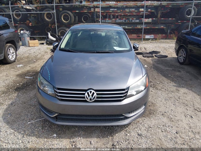 2012 Volkswagen Passat 2.5l Se მანქანა იყიდება აუქციონზე, vin: 1VWBH7A39CC013638, აუქციონის ნომერი: 45657610