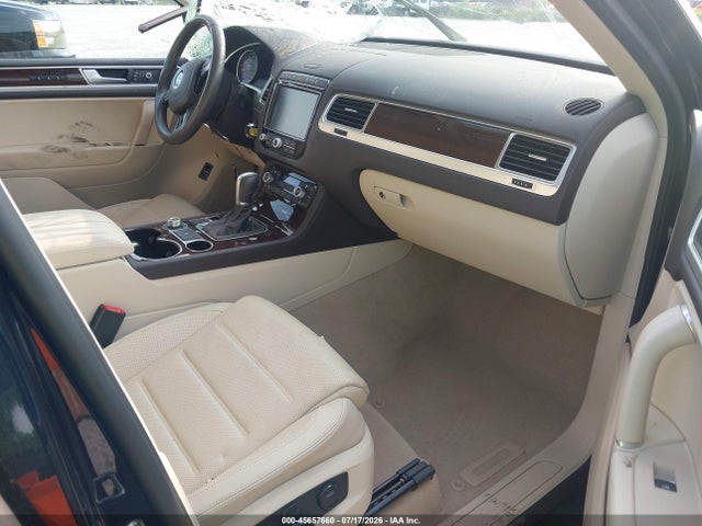 Продаж на аукціоні авто 2016 Volkswagen Touareg Vr6 Lux, vin: WVGEF9BP9GD004985, номер лоту: 45657660