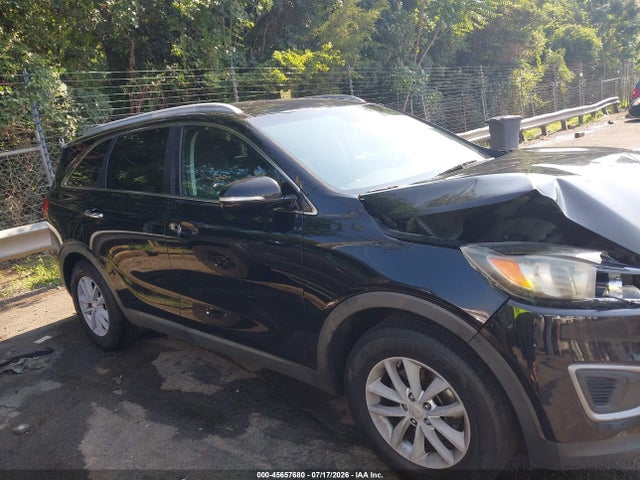 Продаж на аукціоні авто 2016 Kia Sorento 2.4l Lx, vin: 5XYPG4A39GG060681, номер лоту: 45657680