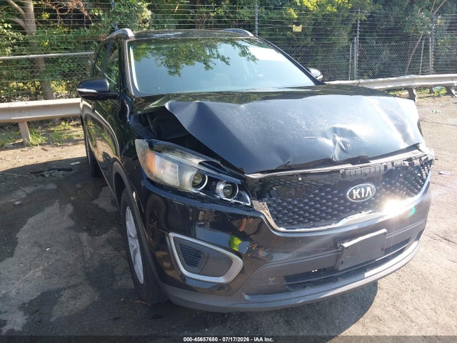 Продаж на аукціоні авто 2016 Kia Sorento 2.4l Lx, vin: 5XYPG4A39GG060681, номер лоту: 45657680
