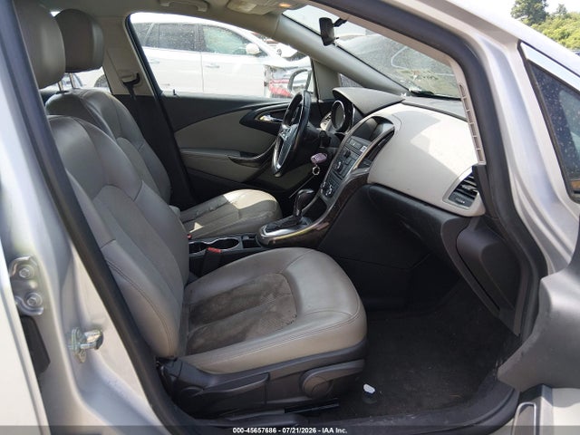 45657686 :رقم المزاد ، 1G4PP5SK5F4160202 vin ، 2015 Buick Verano مزاد بيع