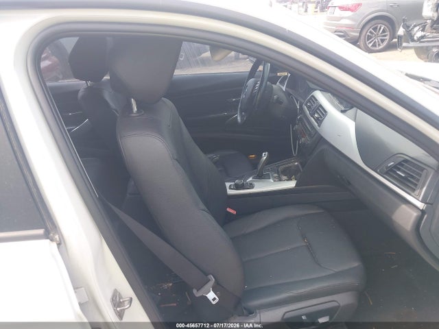 45657712 :رقم المزاد ، WBA3B5C5XDF592387 vin ، 2013 Bmw 328i Xdrive مزاد بيع