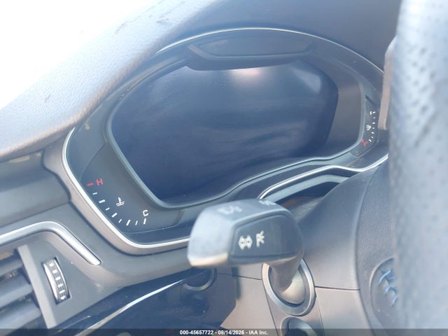 WAUENCF53KA058139 Audi A5 45 Premium