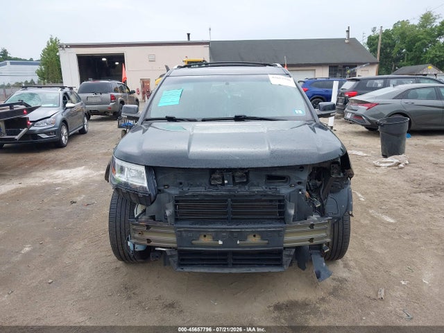 45657796 :رقم المزاد ، 1FM5K8D87HGD73520 vin ، 2017 Ford Explorer Xlt مزاد بيع