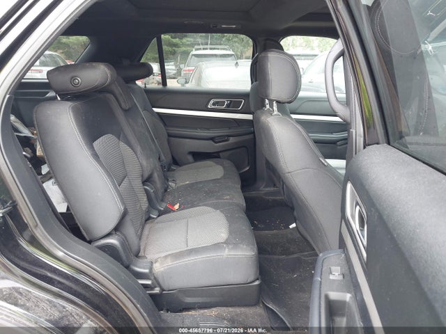 45657796 :رقم المزاد ، 1FM5K8D87HGD73520 vin ، 2017 Ford Explorer Xlt مزاد بيع