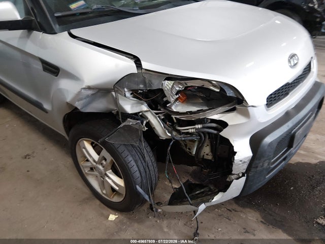 2011 Kia Soul + მანქანა იყიდება აუქციონზე, vin: KNDJT2A27B7310373, აუქციონის ნომერი: 45657809
