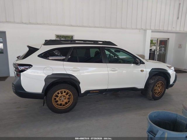 Продаж на аукціоні авто 2022 Subaru Outback Wilderness, vin: 4S4BTGUD7N3212854, номер лоту: 45657810