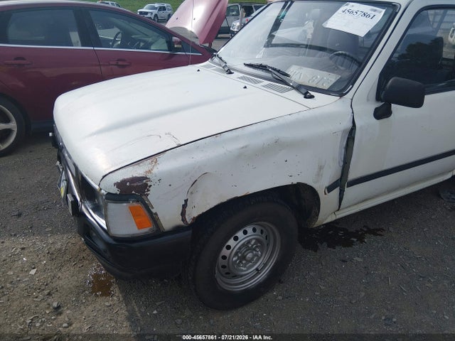 Продажа на аукционе авто 1993 Toyota Pickup 1/2 Ton Short Whlbase Stb, vin: 4TARN81A2PZ117840, номер лота: 45657861