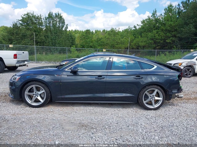 WAUENCF53JA061136 Audi A5 2.0t Premium