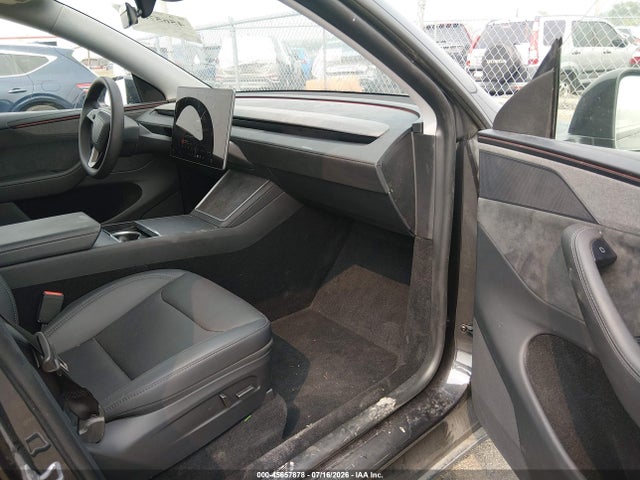 45657878 :رقم المزاد ، 7SAYGDED0TF401476 vin ، 2026 Tesla Model Y Rwd مزاد بيع